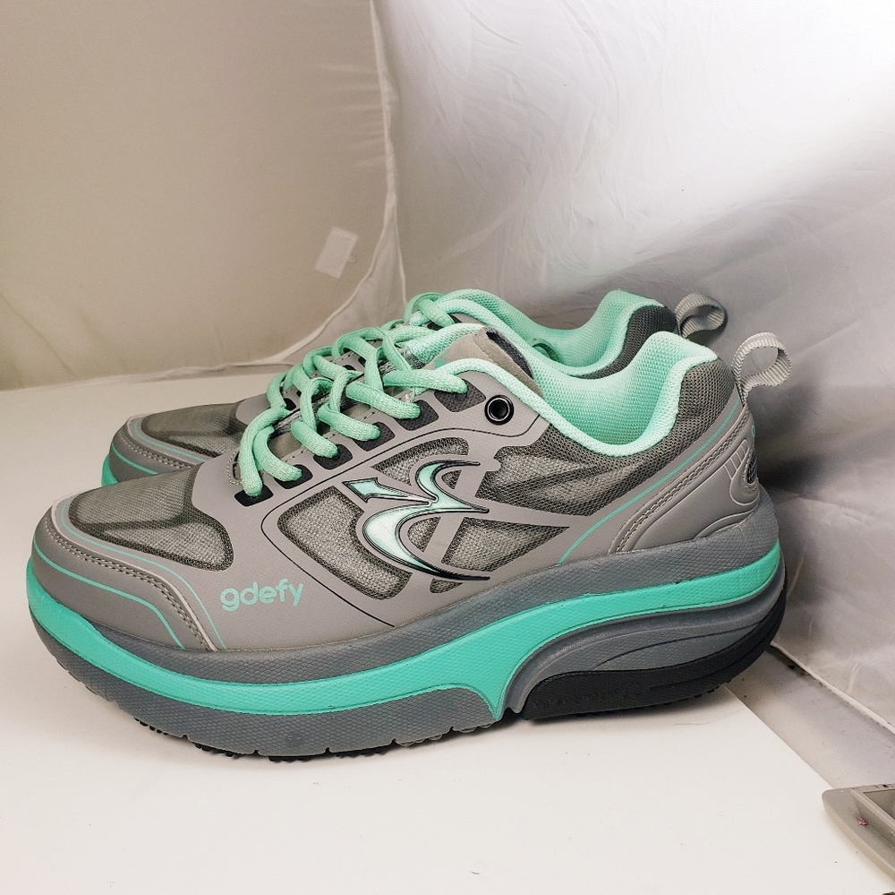 GDEFY Gravity Defyer Sneakers